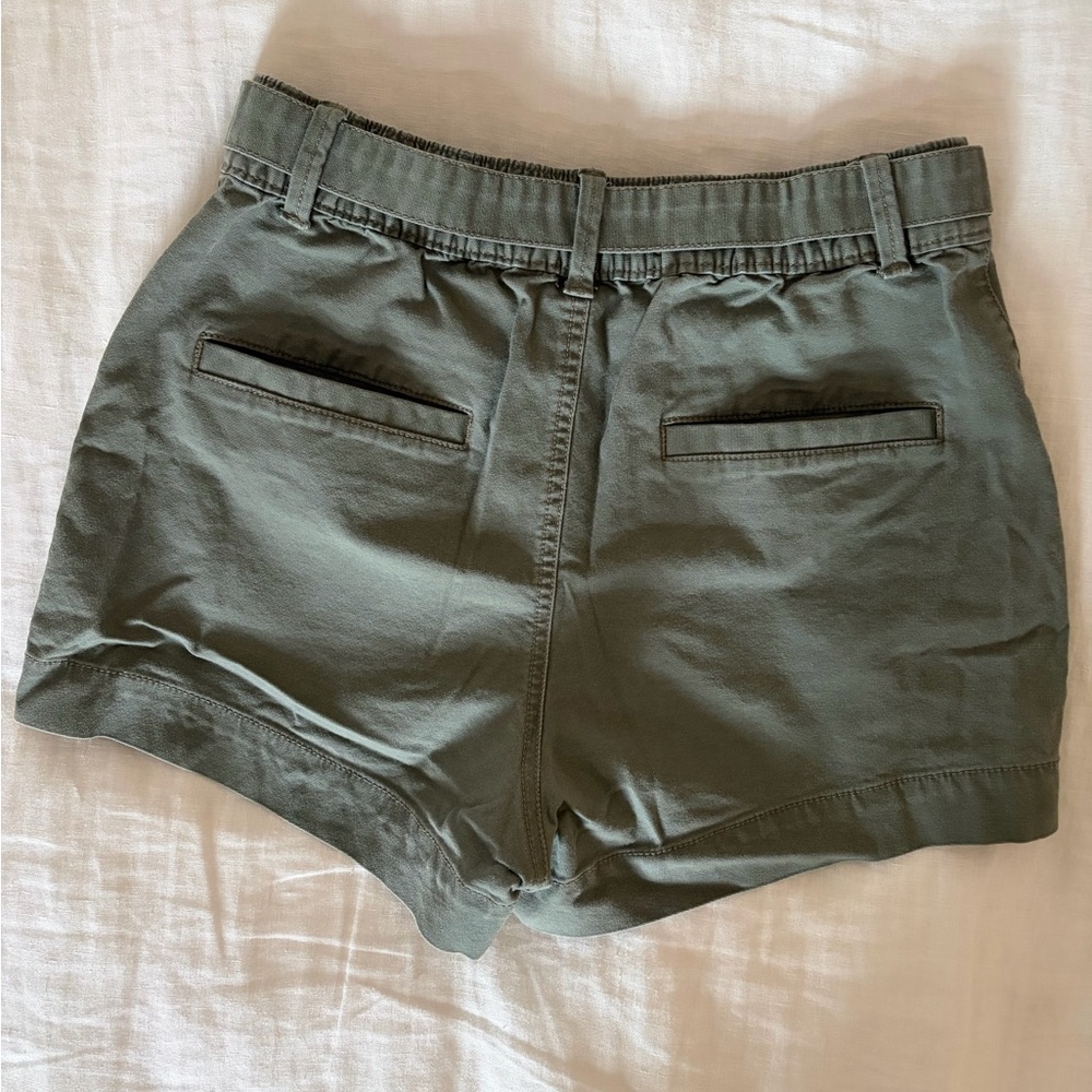 Hollister Women's Cargo Shorts in Olive - Picture 2 of 4